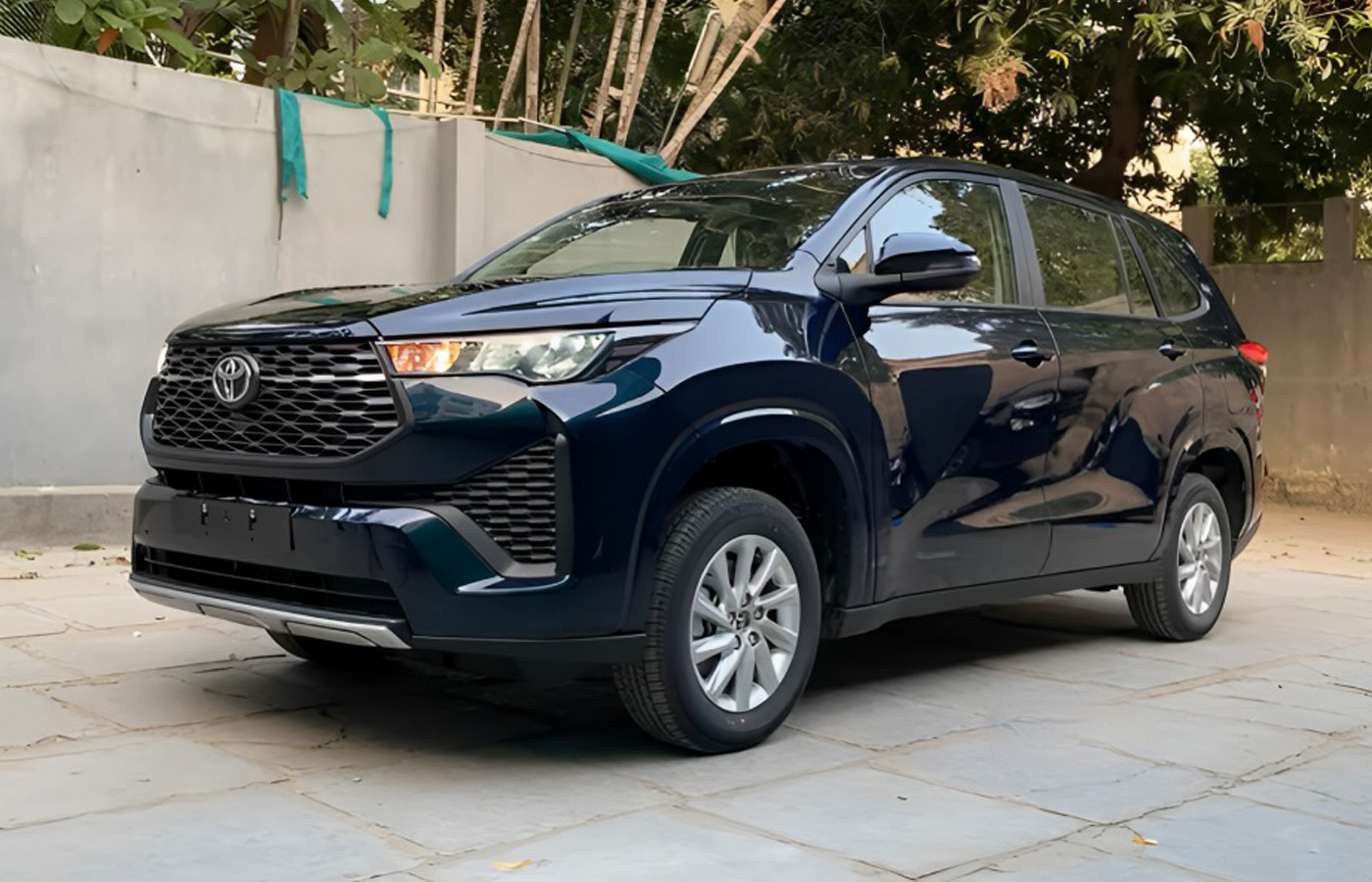 Toyota Innova Hycross GX limited edition | Autocar India